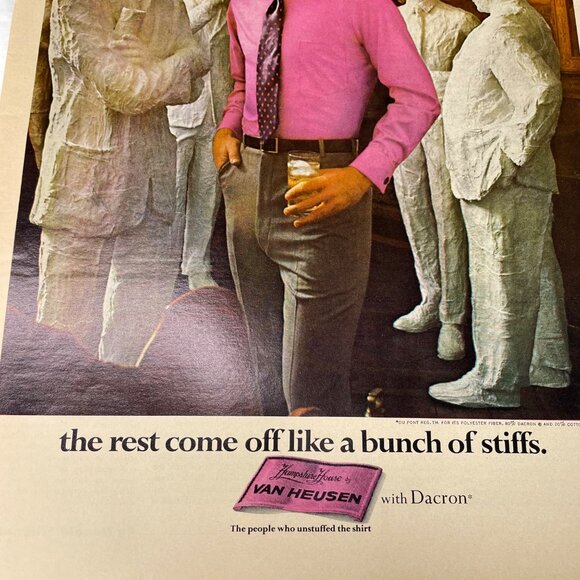 1968 Van Heusen Print Ad Full Page Man Purple Shirt Statues Original Vintage u - Picture 3 of 3